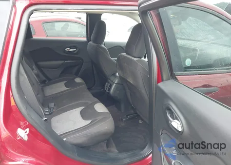 2016 Jeep Cherokee Sport из США, поврежденный, VIN 1C4PJLAB8GW207563